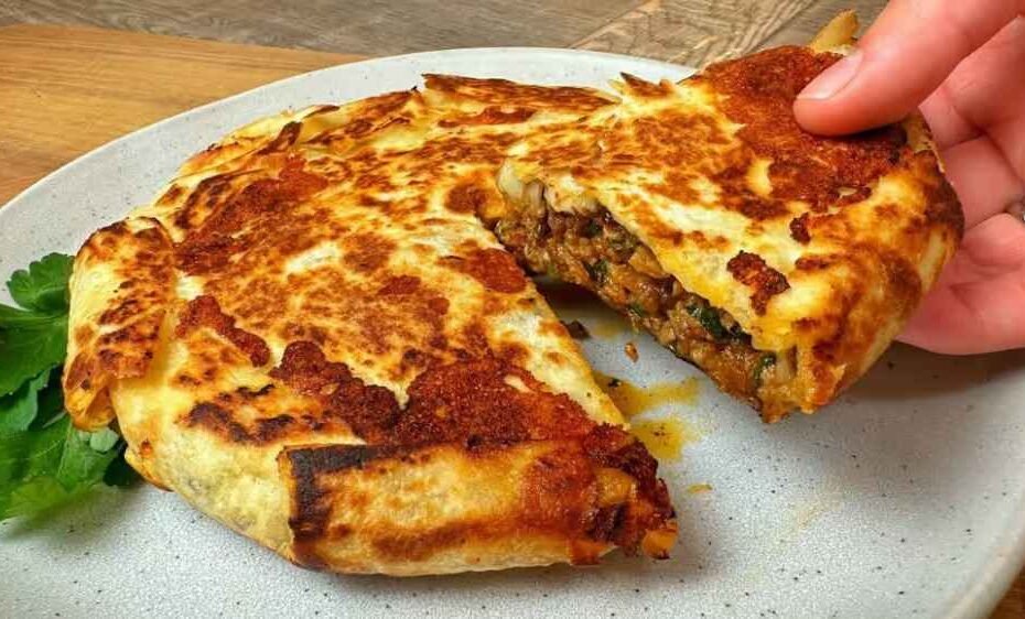 Jednoduchý a chutný recept na galetu naplněnou mletým masem a sýrem